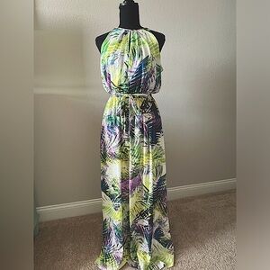 JENNIFER LOPEZ KEYHOLE CUT OUT DRESS - MAXI